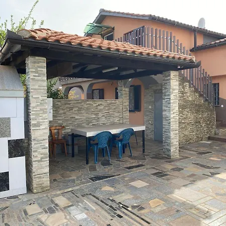 Mit Gepflegter Terrasse Im Ferienort شقة ميدولين